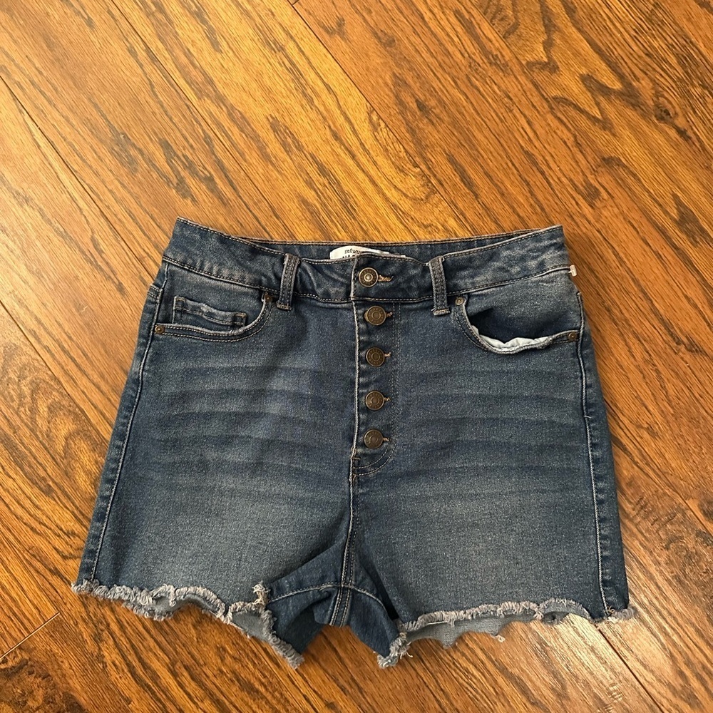 Refuge Blue Jean Shorts High-Waisted Frayed Hem